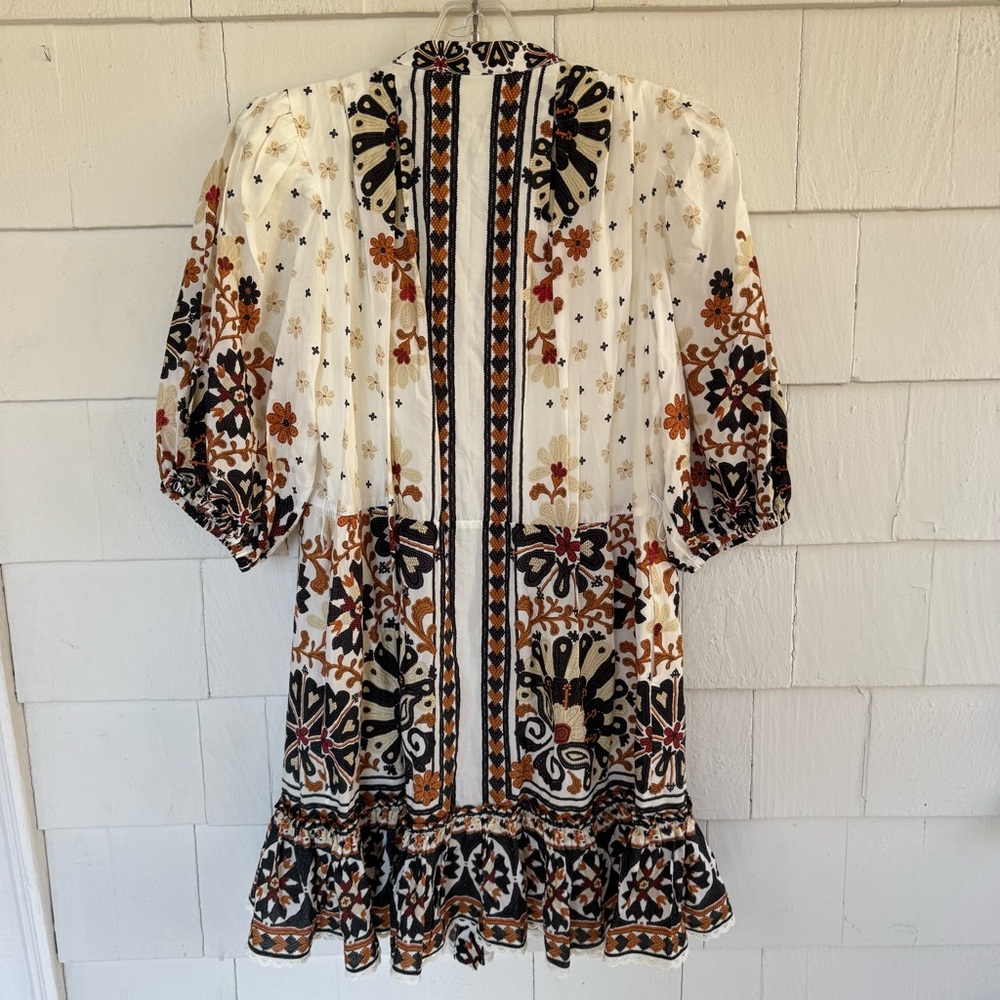 FARM Rio Flower Fan Tapestry Mini Dress size Medium - Picture 12 of 13